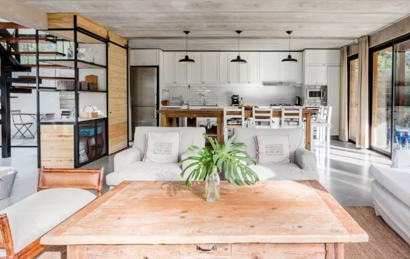 Casa en alquiler de tres dormitorios en Montoya, La Barra